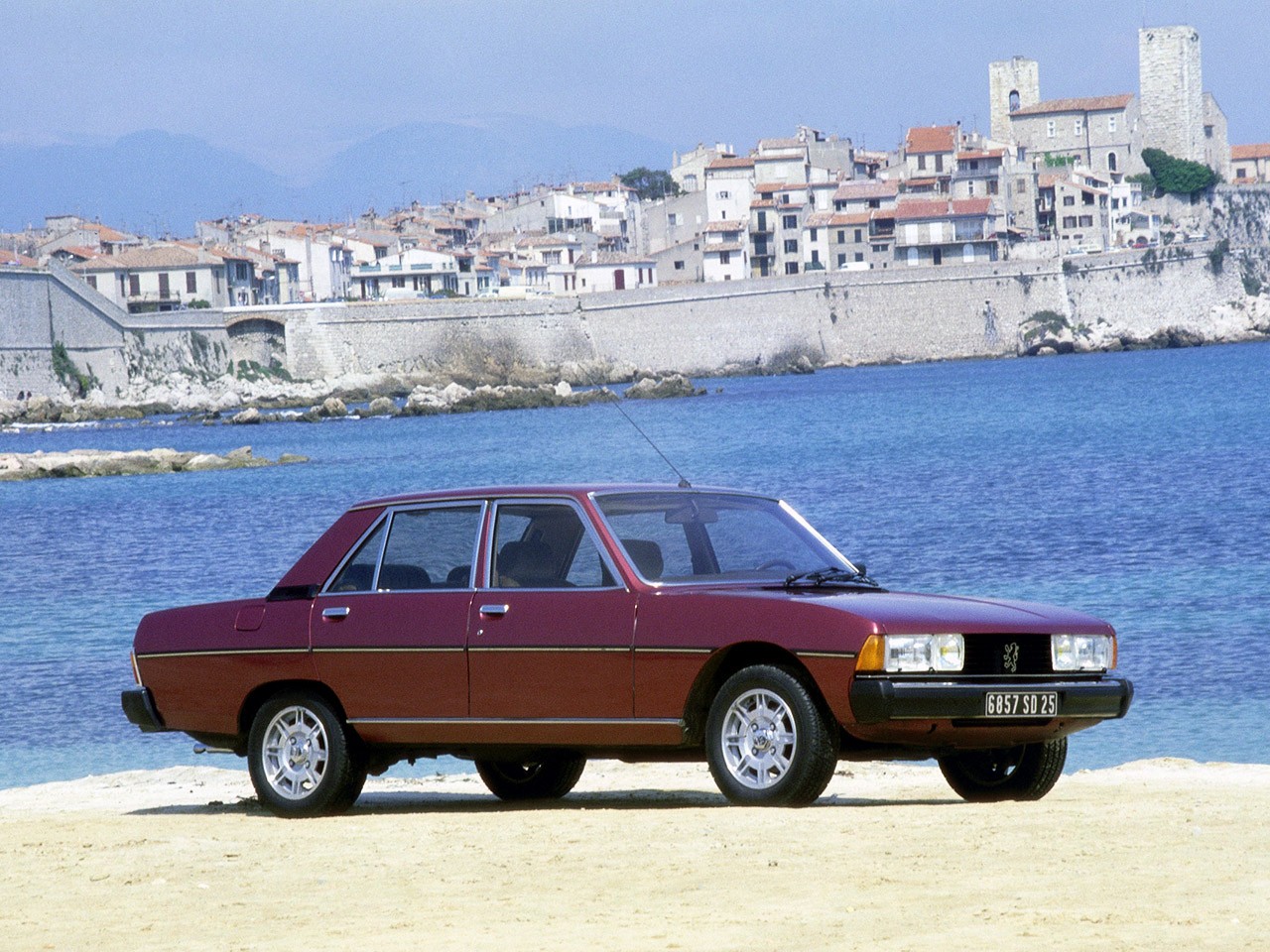 Peugeot 604 photo 8
