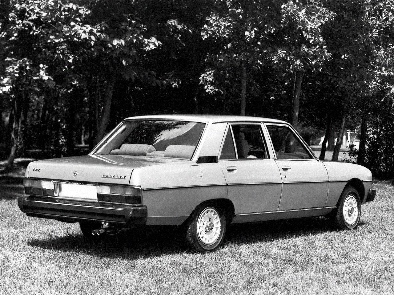 Peugeot 604 photo 10