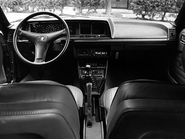 Peugeot 604 photo 15