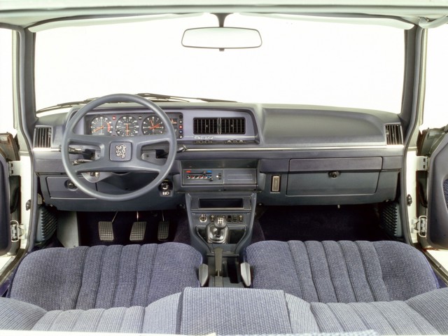 Peugeot 604 photo 18