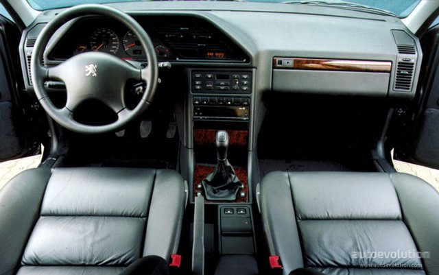 Peugeot 605 photo 11