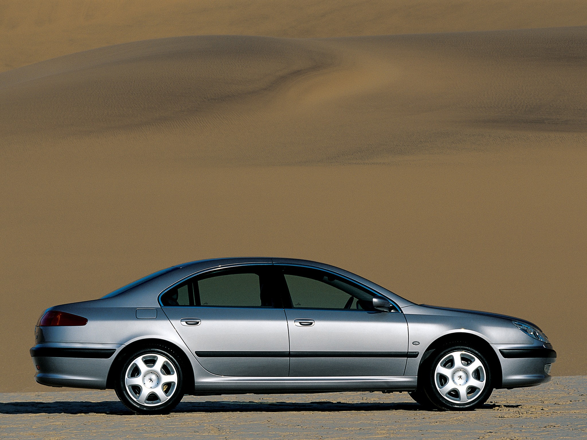 Peugeot 607 photo 36