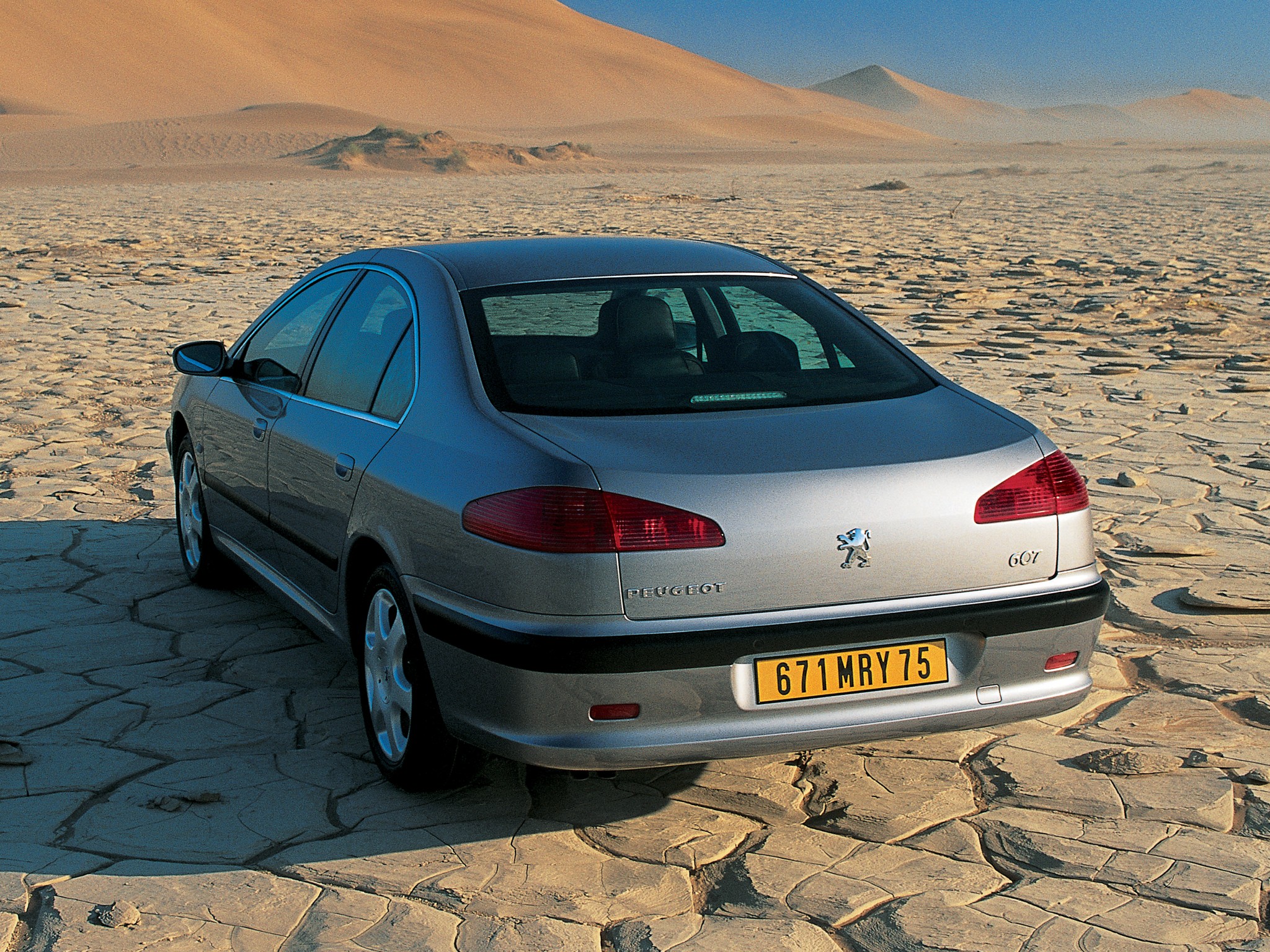 Peugeot 607 photo 38