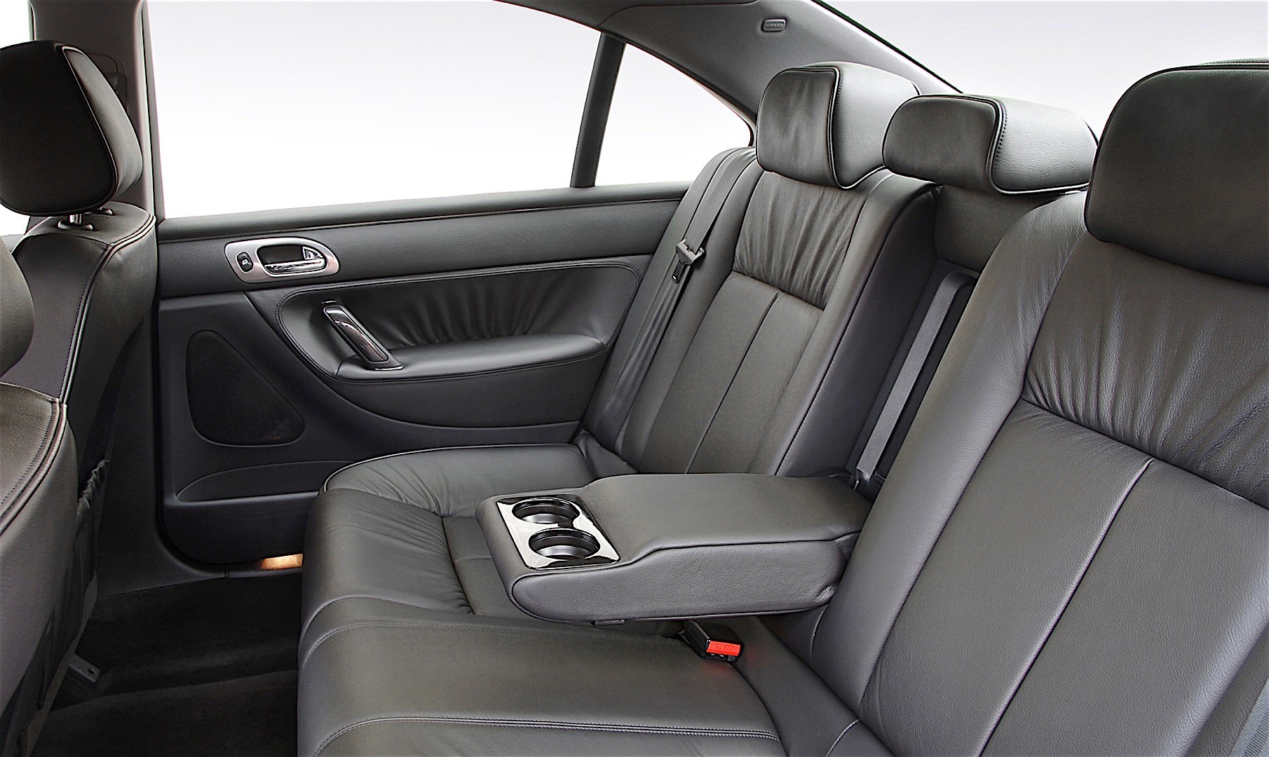 Peugeot 607 photo 67