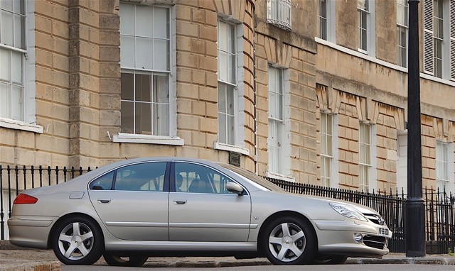 Peugeot 607 photo 9