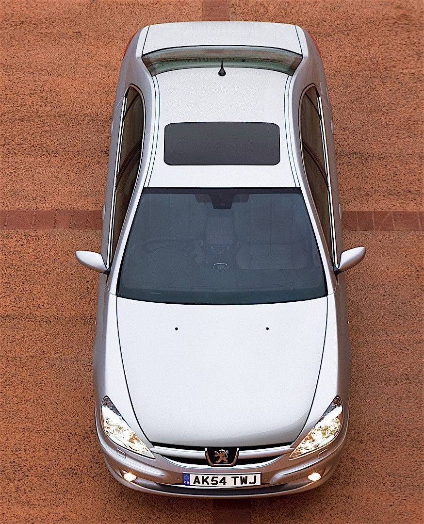 Peugeot 607 photo 12