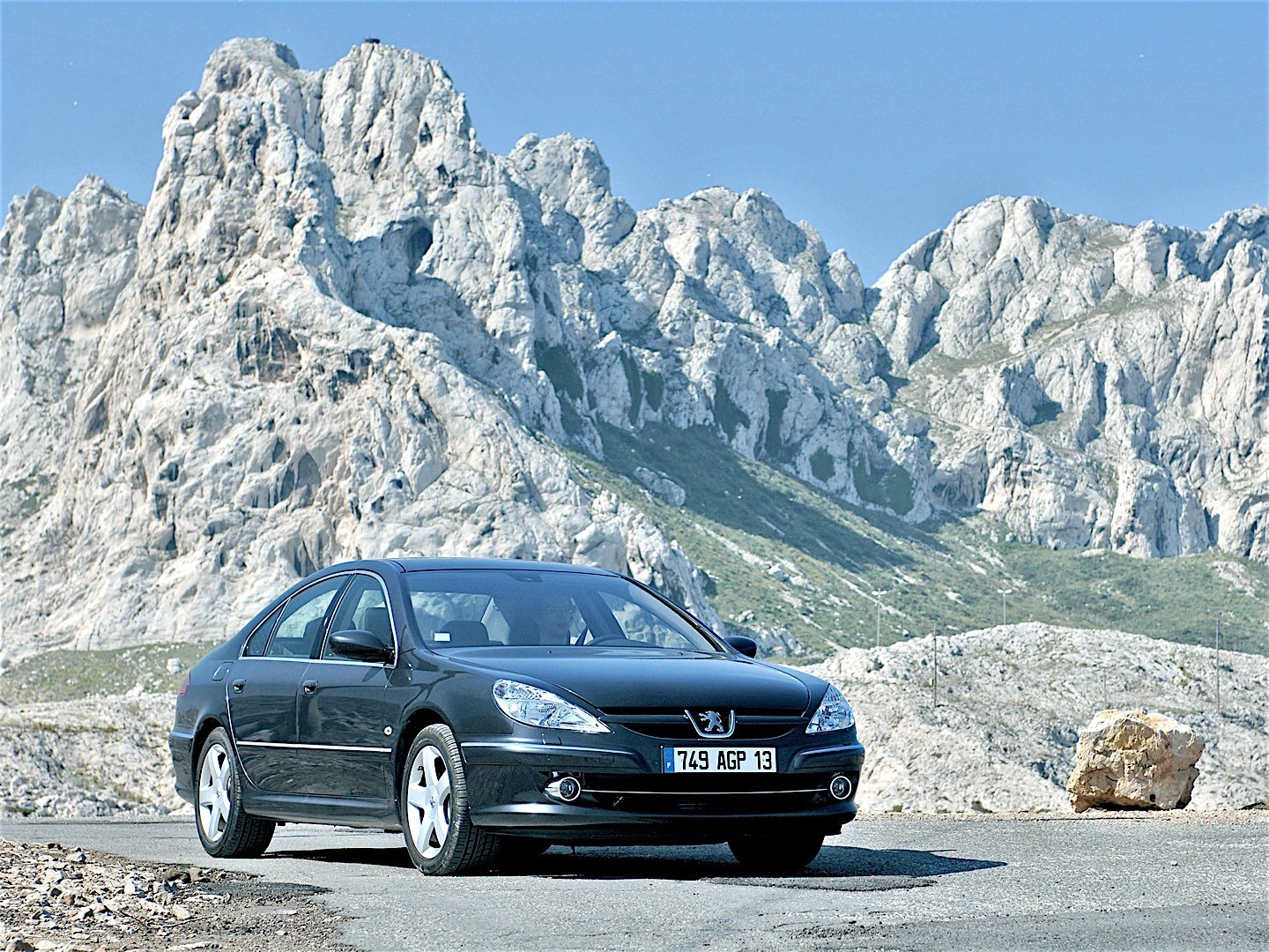 Peugeot 607 photo 16