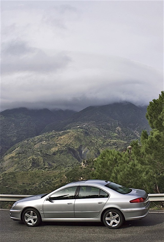 Peugeot 607 photo 31