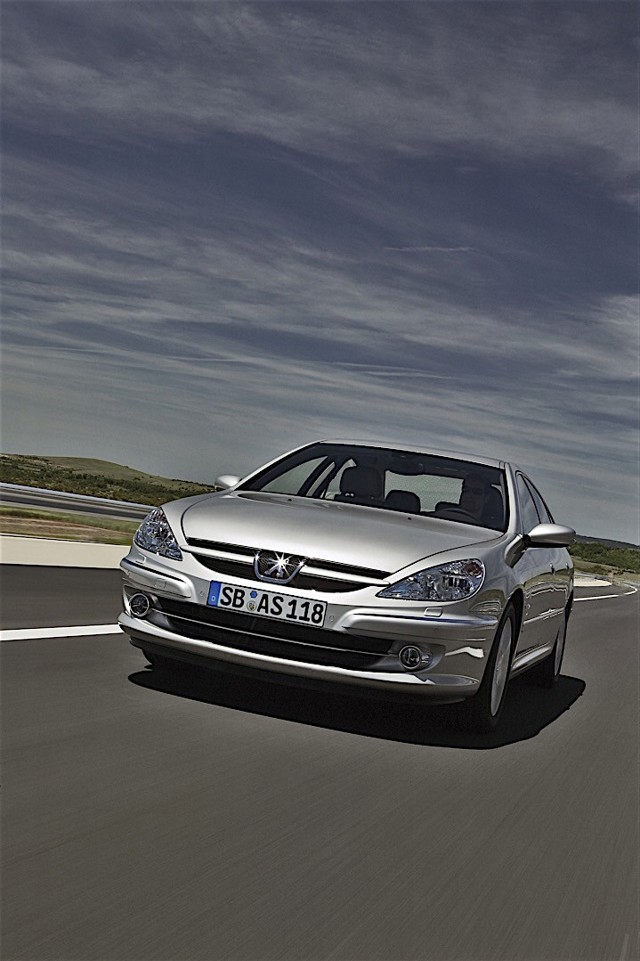Peugeot 607 photo 36