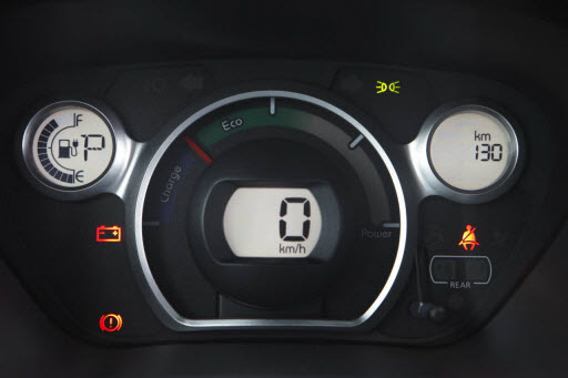 Peugeot Ion photo 23