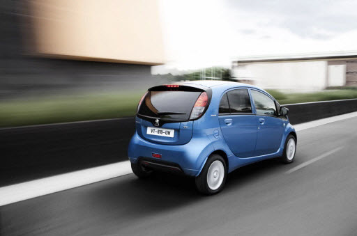 Peugeot Ion photo 5