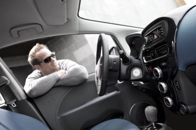 Peugeot Ion Foto 18