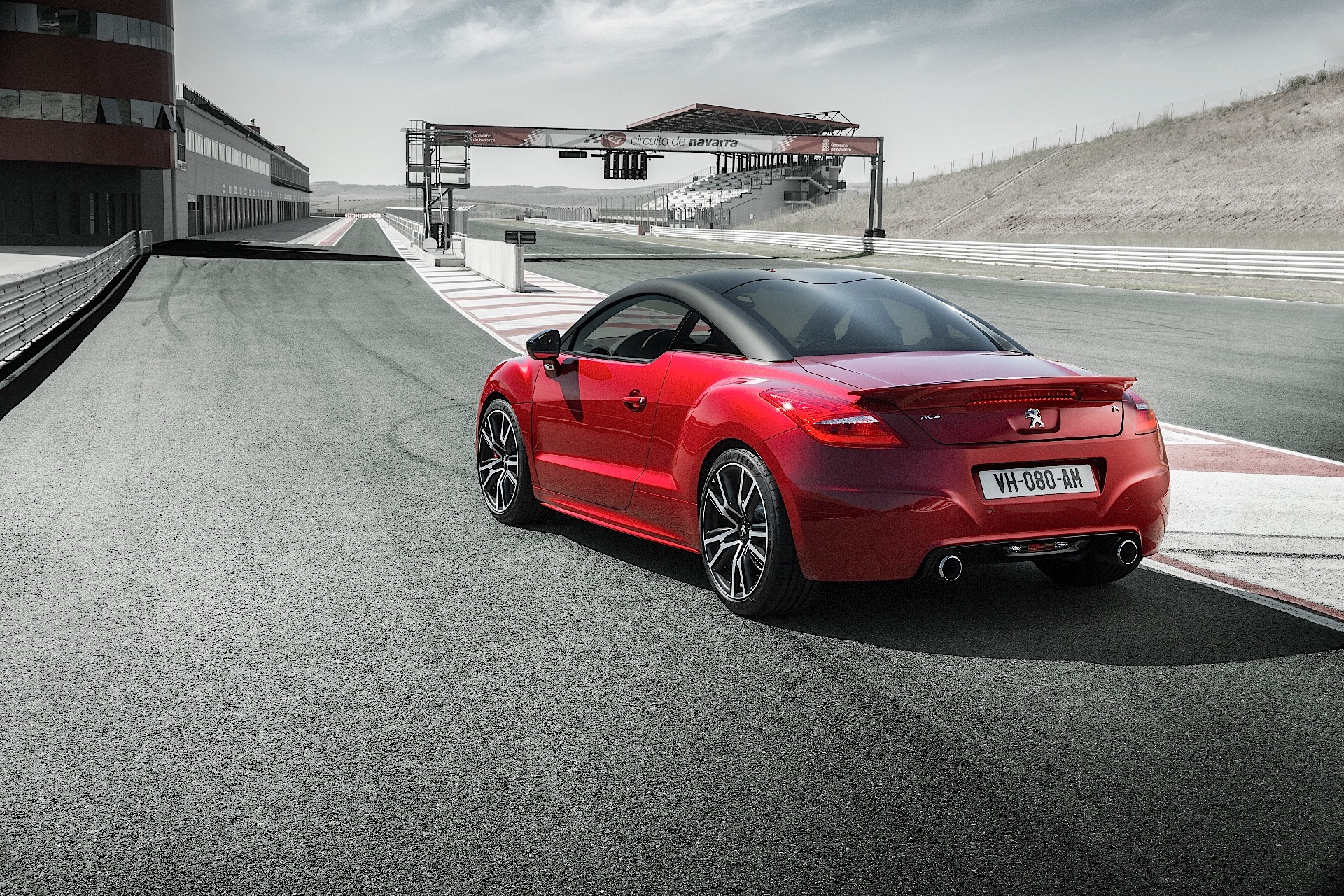 Peugeot Rcz R photo 36