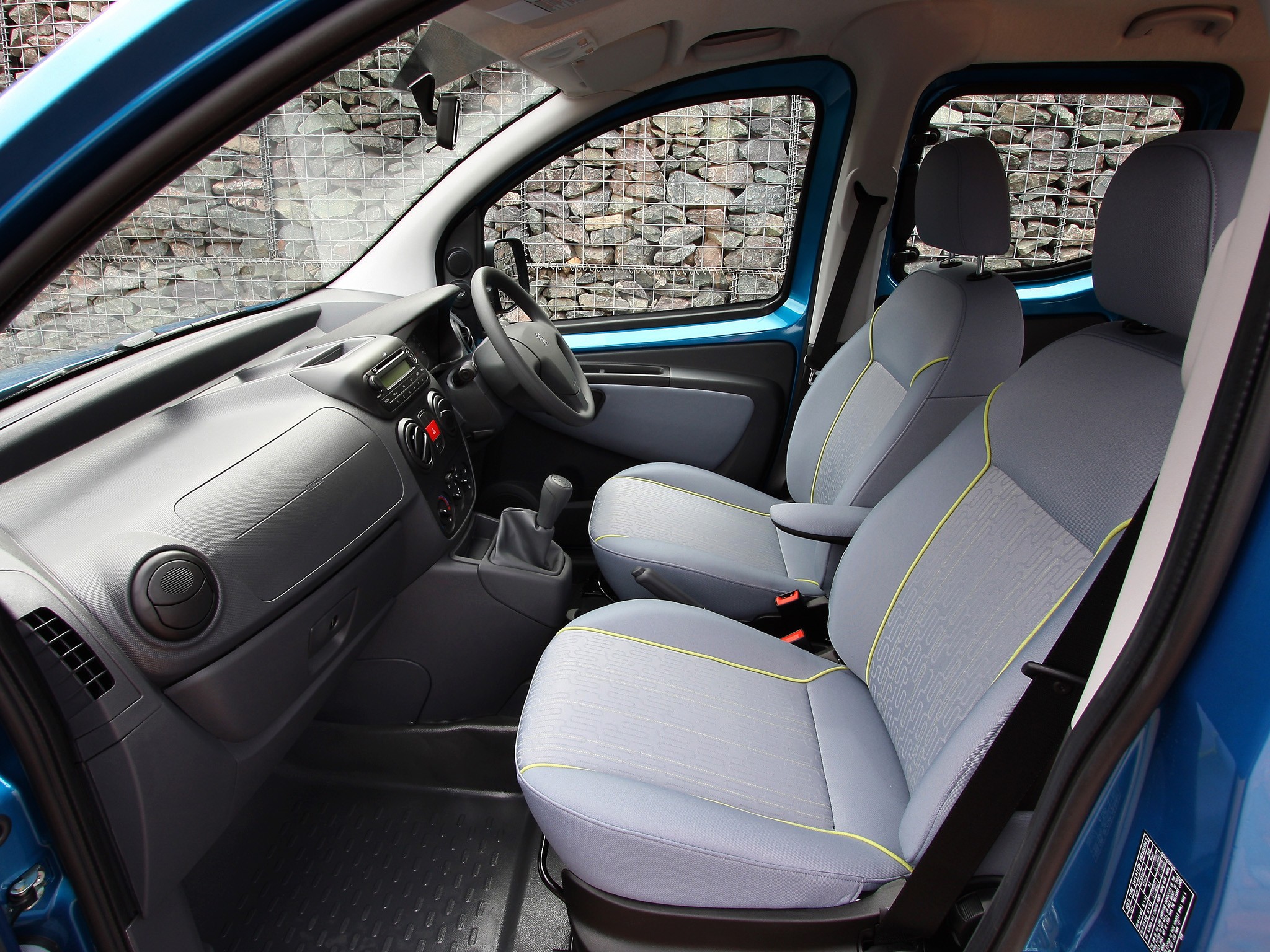 Peugeot Tepee photo 33