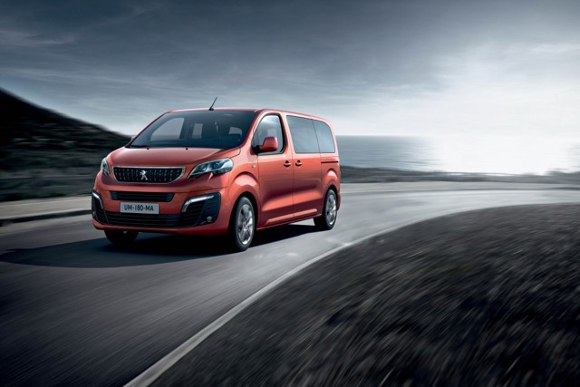 Peugeot Traveller photo 7