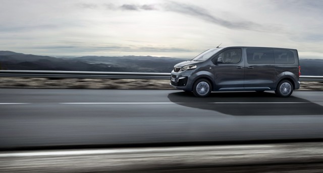 Peugeot Traveller photo 9