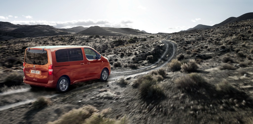 Peugeot Traveller photo 10