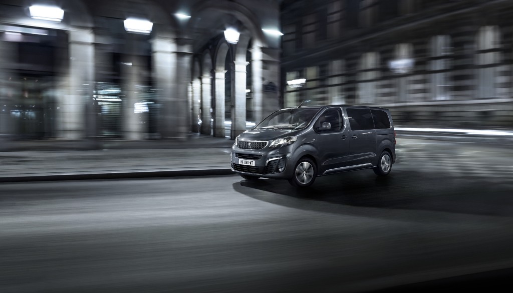 Peugeot Traveller photo 12