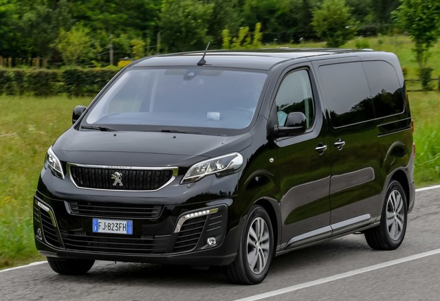 Peugeot Traveller photo 25