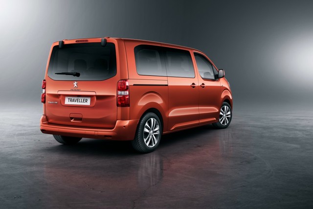 Peugeot Traveller photo 2