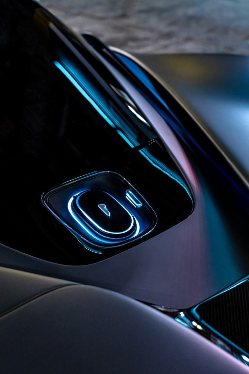 Pininfarina Battista photo 17