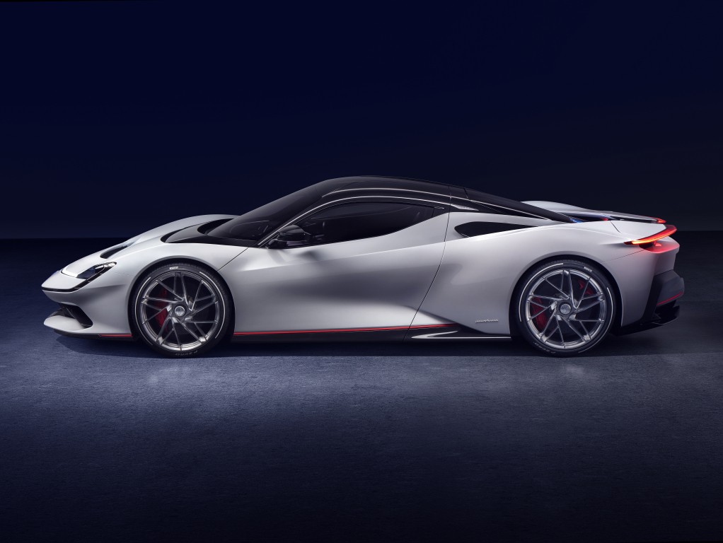 Pininfarina Battista photo 30