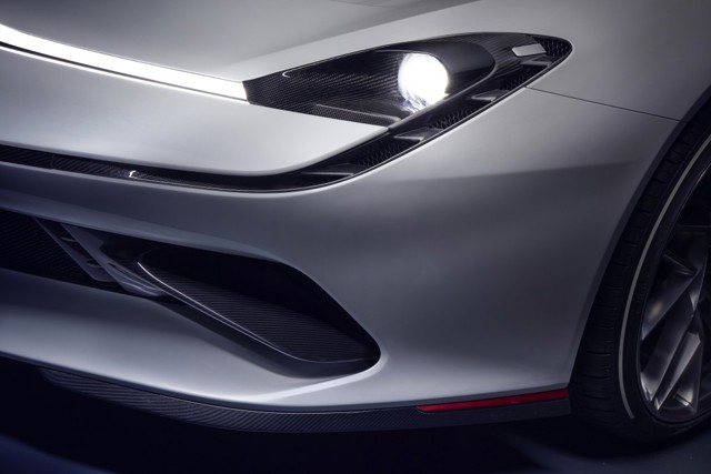 Pininfarina Battista photo 32