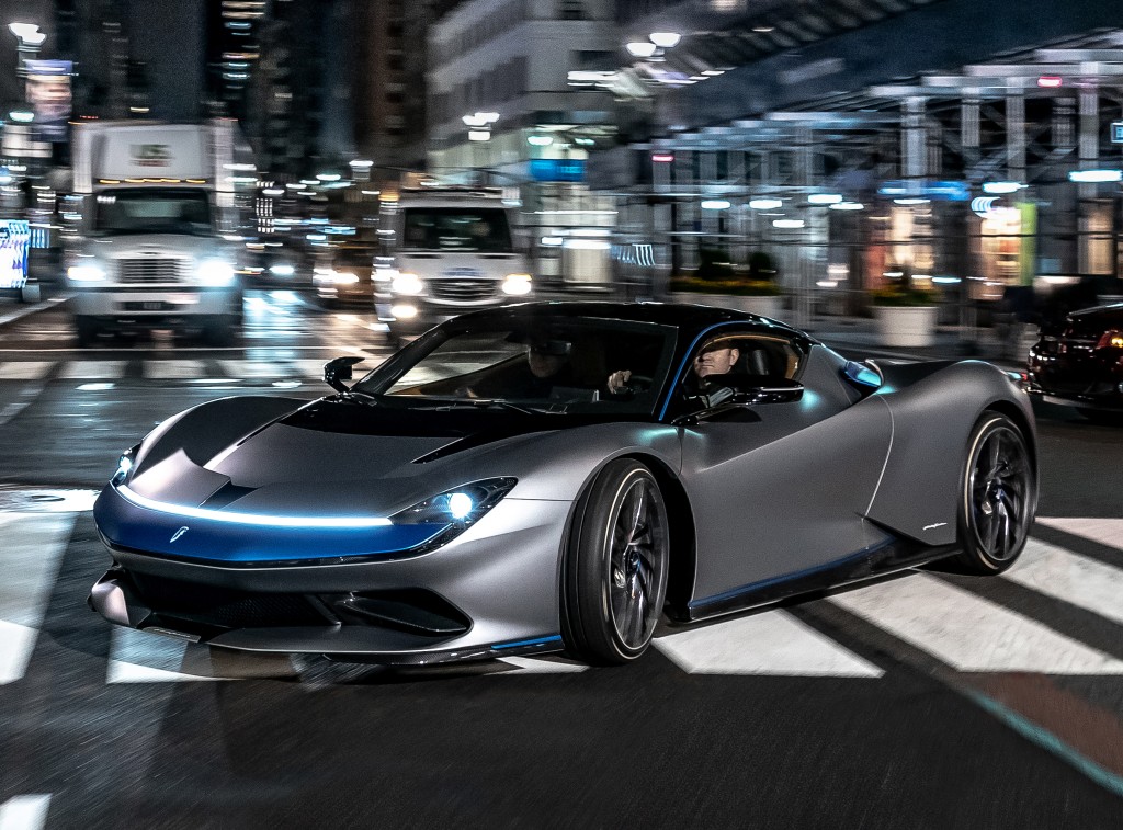 Pininfarina Battista photo 38