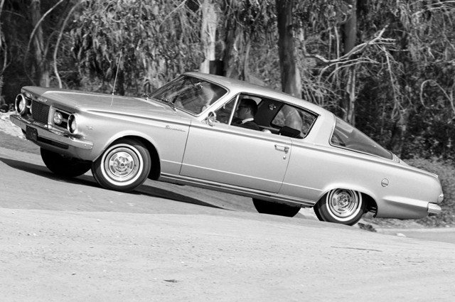 Plymouth Barracuda photo 4