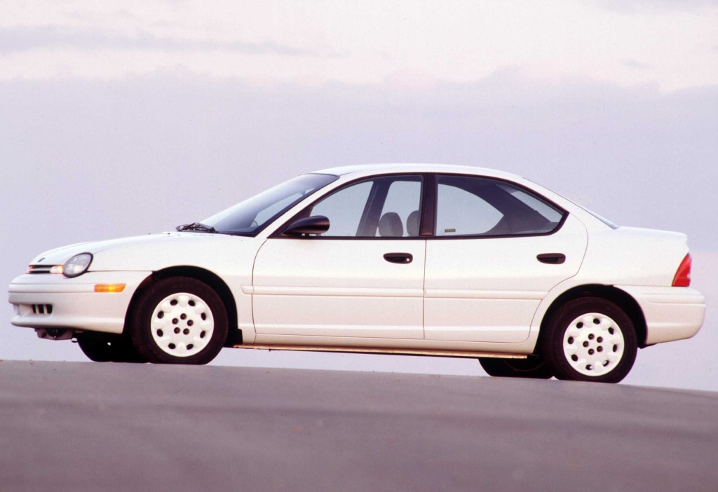 Plymouth Neon Sedan photo 3