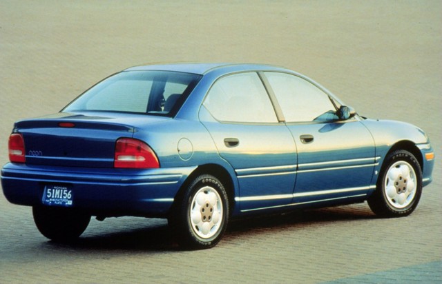 Plymouth Neon Sedan photo 5