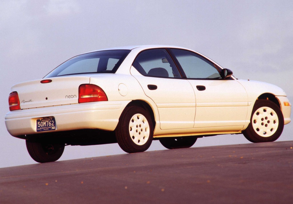 Plymouth Neon Sedan photo 6