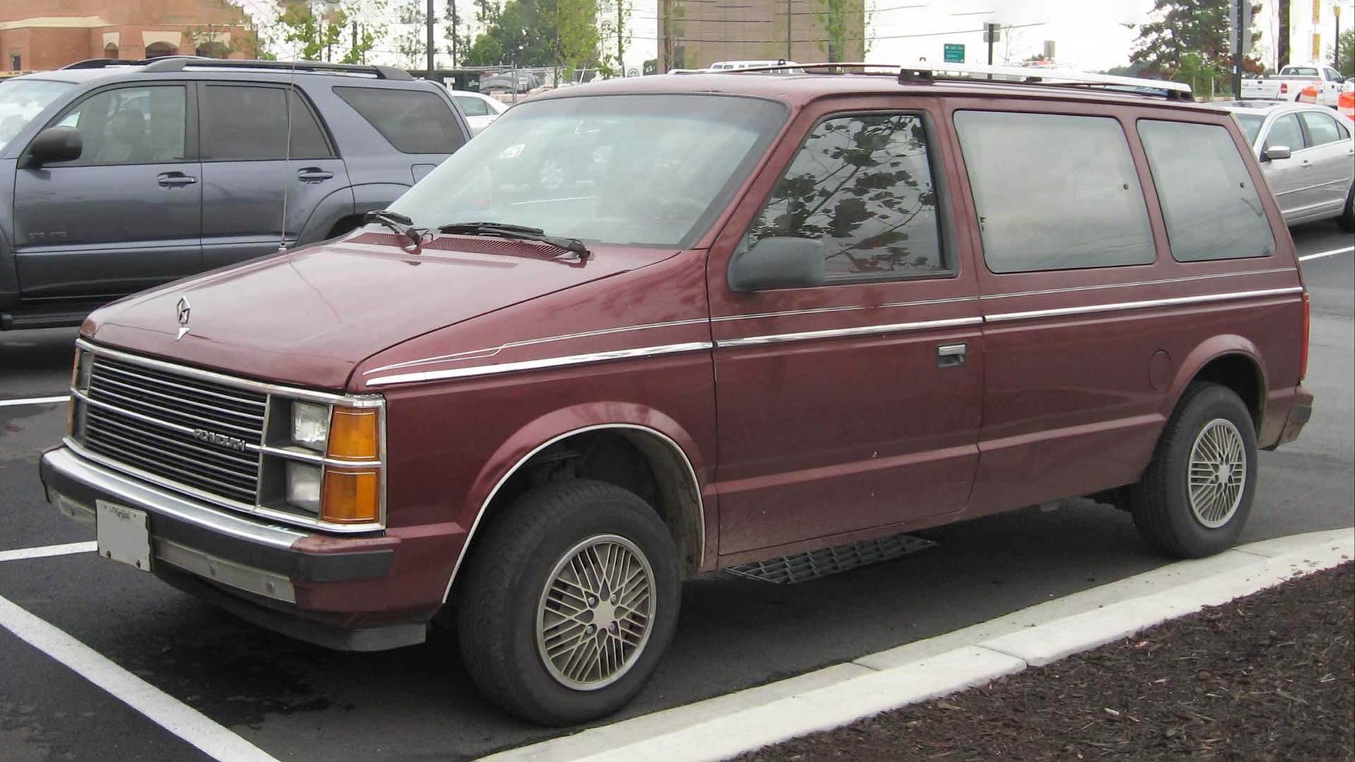 PLYMOUTH VOYAGER