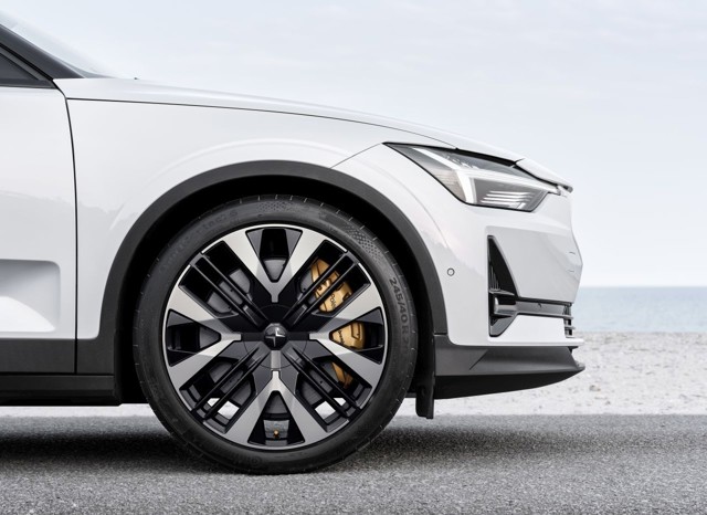 Polestar 2 photo 11