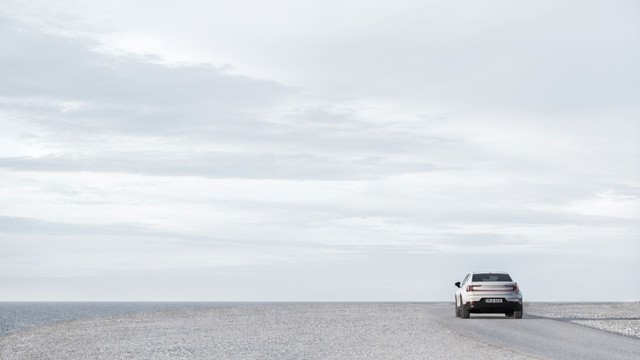 Polestar 2 photo 3