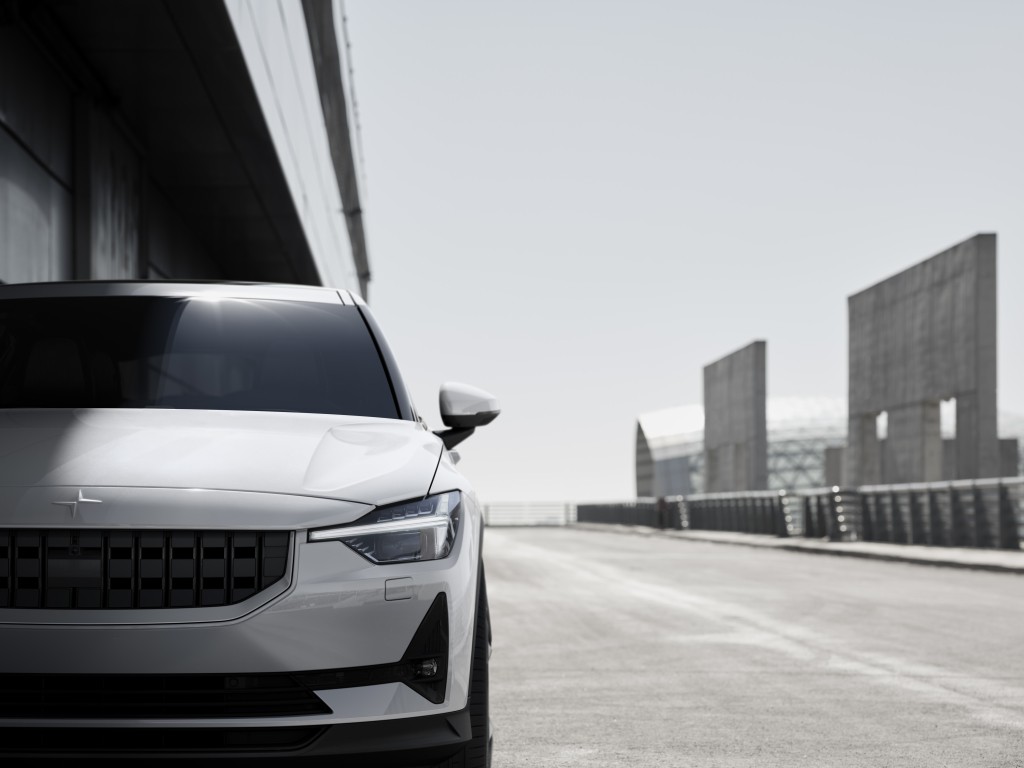 Polestar 2 photo 12