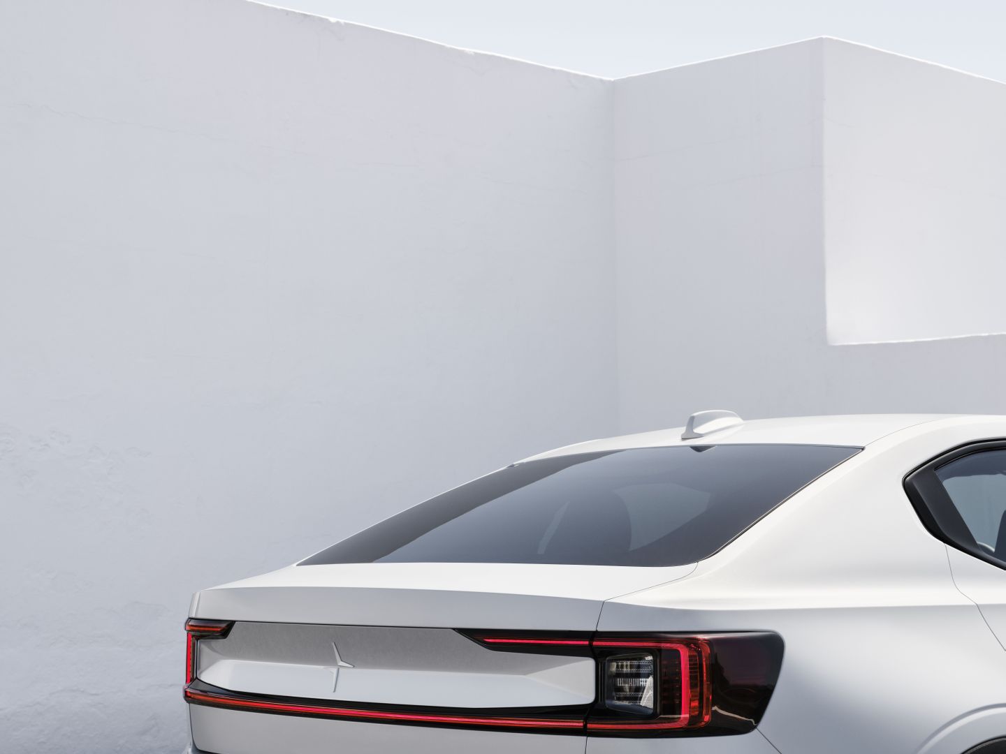 Polestar 2 photo 100
