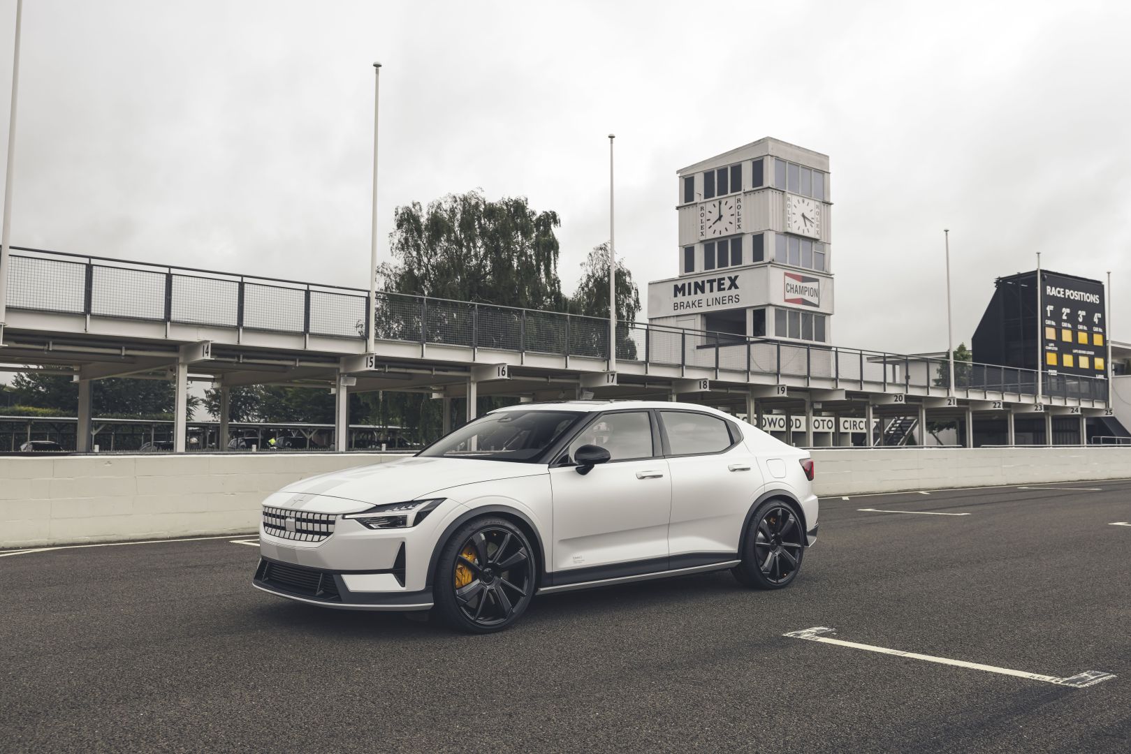 Polestar 2 photo 135