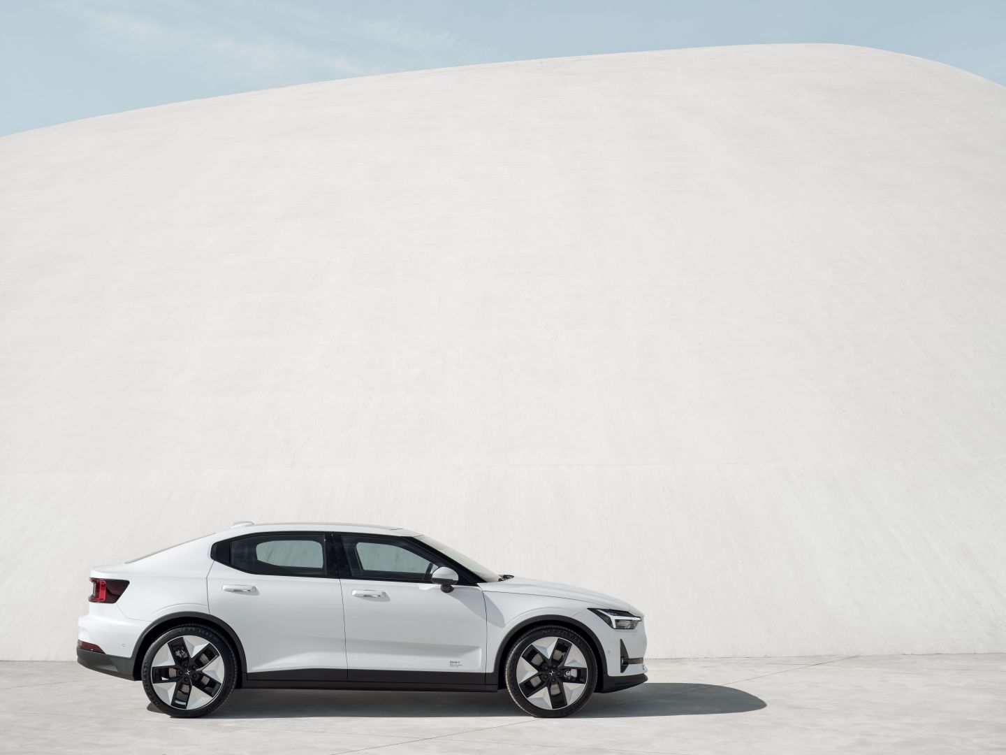 Polestar 2 photo 204