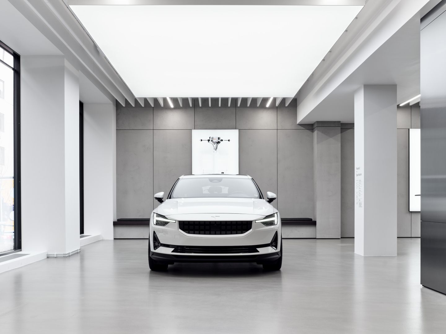 Polestar 2 photo 25