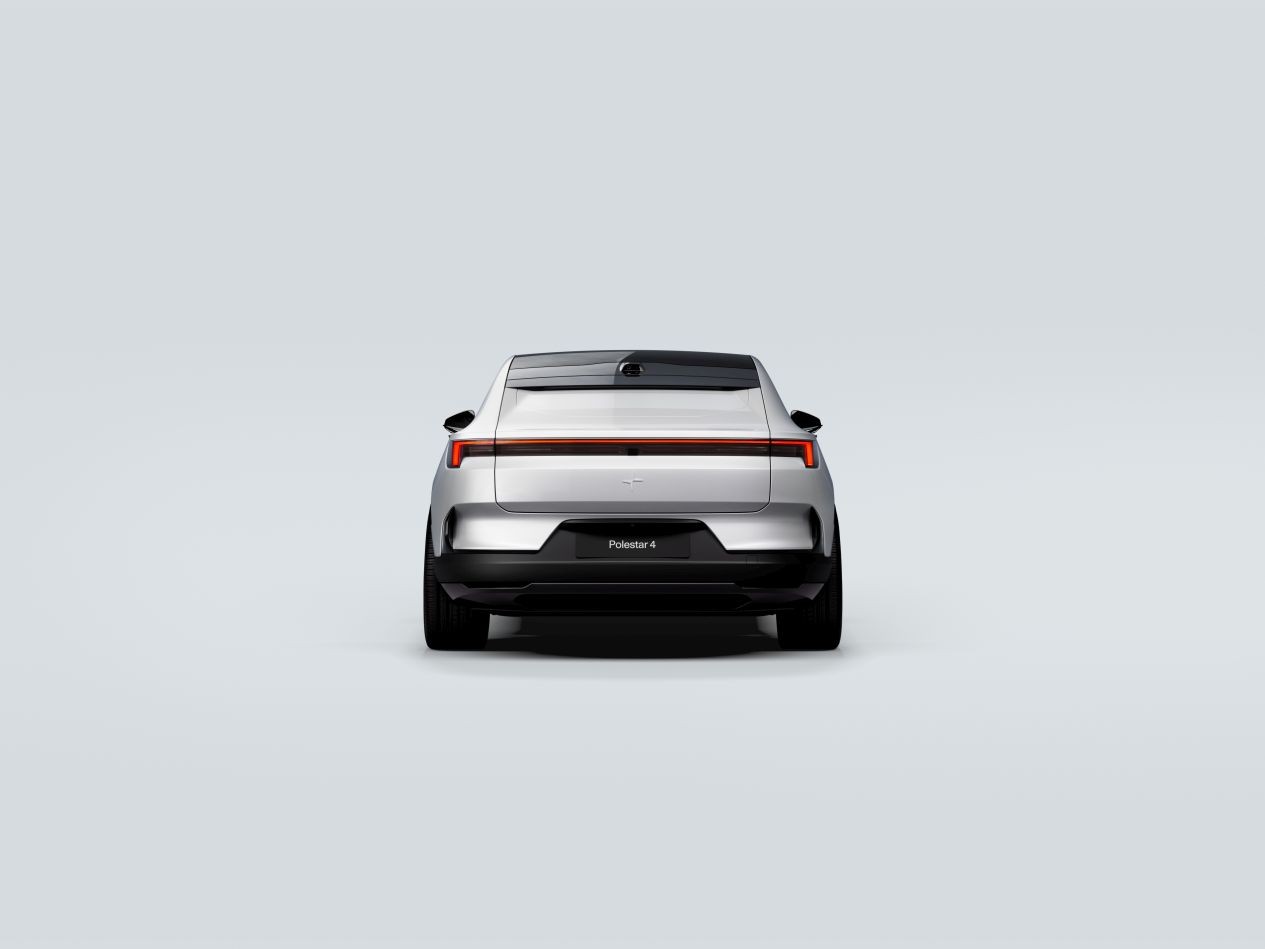 Polestar 4 photo 6