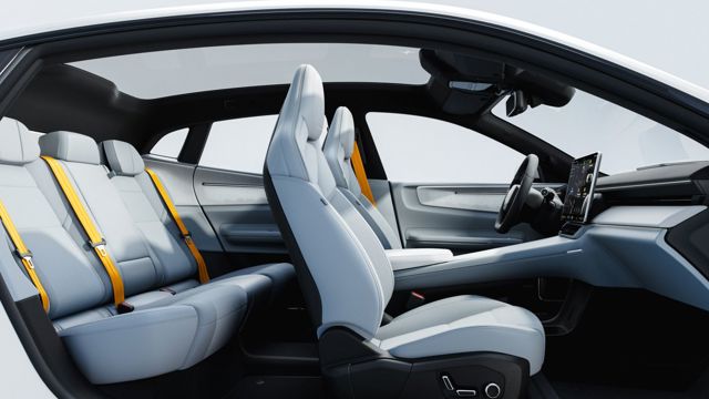 Polestar 4 photo 26