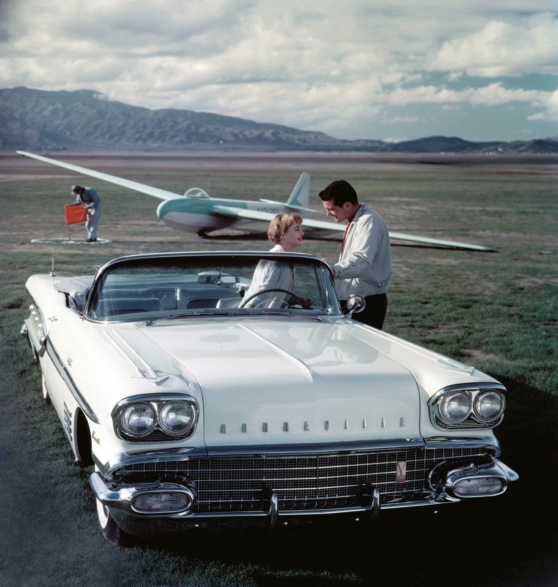 Pontiac Bonneville photo 11