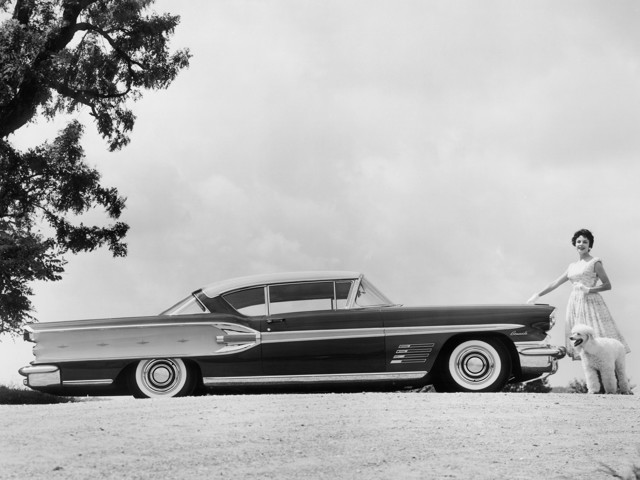 Pontiac Bonneville photo 3