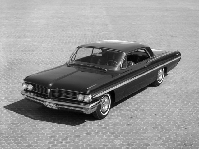 Pontiac Bonneville photo 6