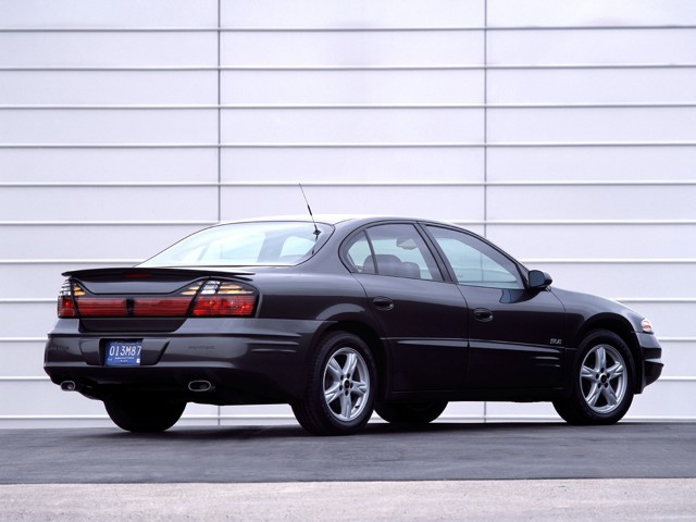 Pontiac Bonneville photo 7