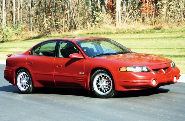 Pontiac Bonneville photo 13