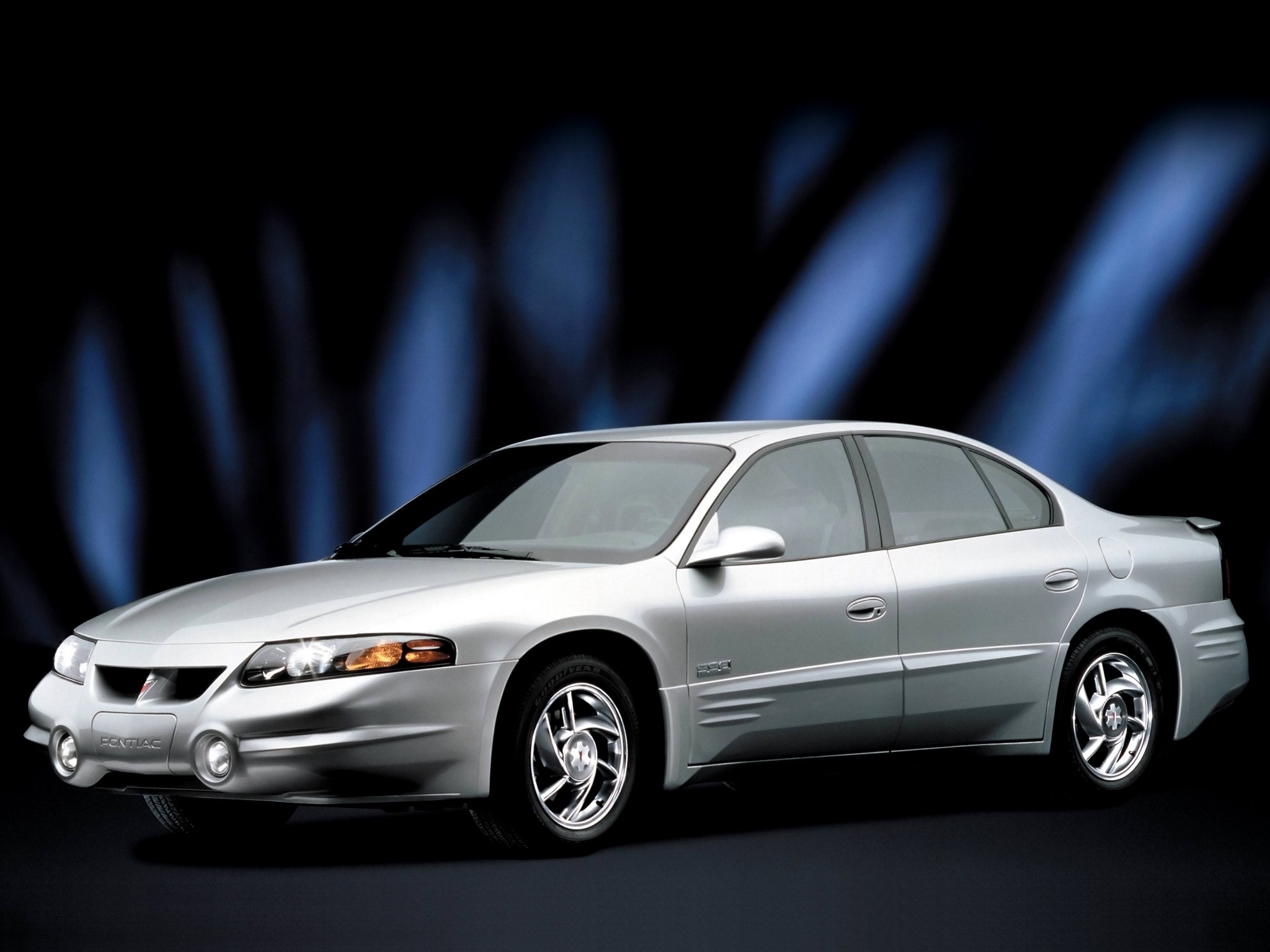 Pontiac Bonneville photo 16