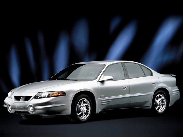 Pontiac Bonneville photo 16