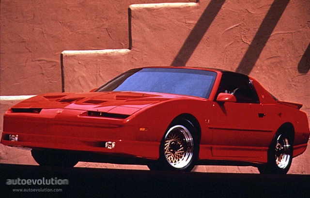 PONTIAC Firebird